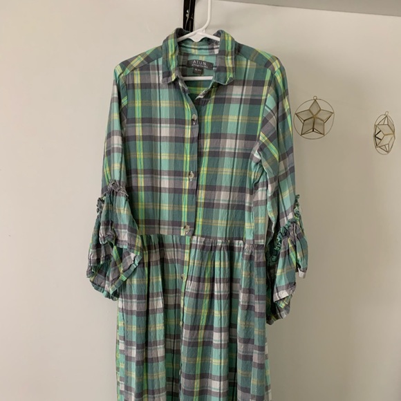 Shirt dress with cute bell sleeves - Picture 1 of 6